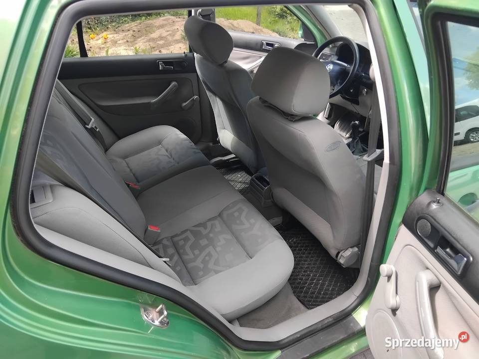 Volkswagen Golf IV 14 16v benzyna Hatchback Białystok