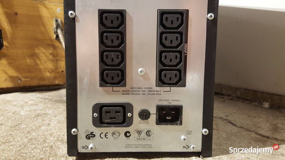 Zasilacz AwaryjnySmart UPS 2200 Czytaj opis do Pozostałe Zielona Góra
