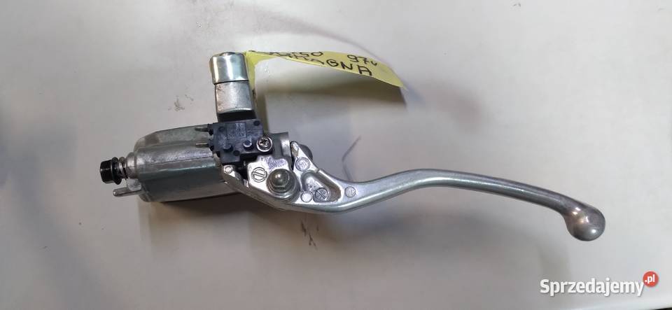 Pompa hamulcowa Prawa Honda VF 750 Magna 97r