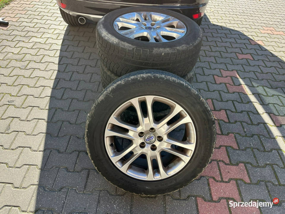 Volvo XC 60 5 cylindrów Xenony skrętne wielofunkcyjna kierownica