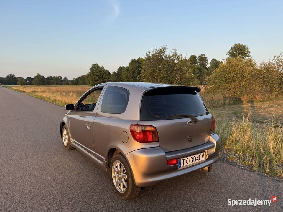 Toyota Yaris 15 VVTi TSport TS manualna Brok