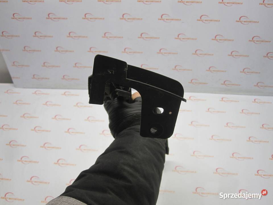 OPEL ZAFIRA C 12r ślizg pod lampę prawy przód