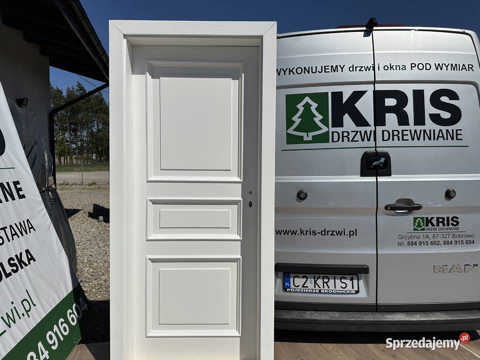 Drzwi drewniane sosnowe z listewką ozdobna kujawsko-pomorskie Grzybno