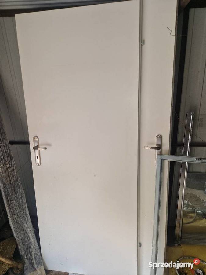 Dzwi białe 85x202 Wieprzec