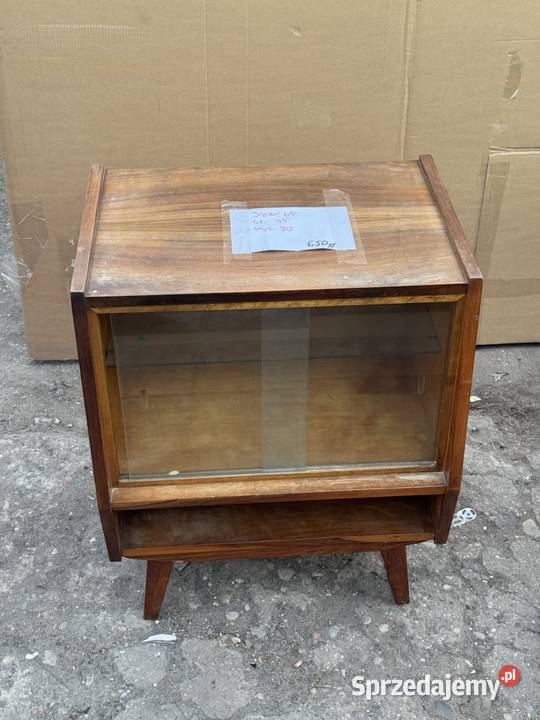 Szafka witryna vintage PRL Harghita Dom i Ogród