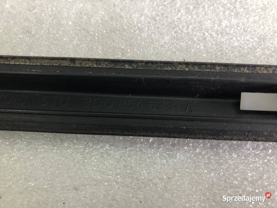LISTWA DRZWI LEWY PRAWY TYŁ 3D0854633A VW wielkopolskie