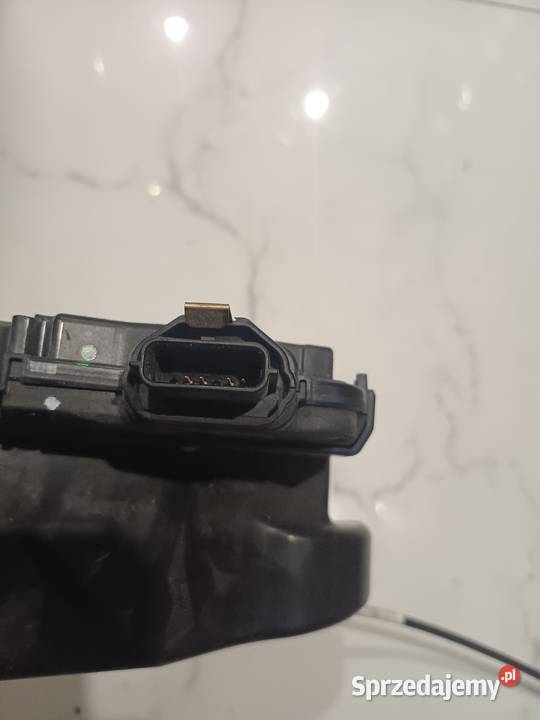 Opel Vivaro b trafic III talento zamek drzwi dostawcze Krosno sprzedam