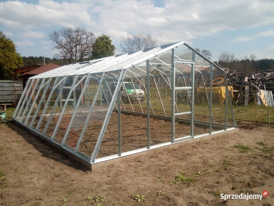 Szklarnia Adela Łobez