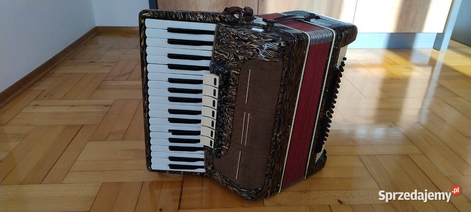 Akordeon Victoria 80 Basów Sprzedam Polska