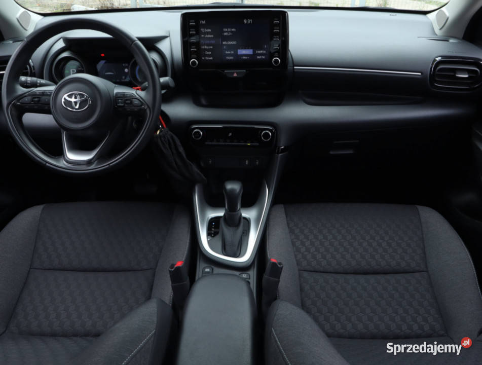 Toyota Yaris 15 VVTi Hybrid Yaris Łódź sprzedam