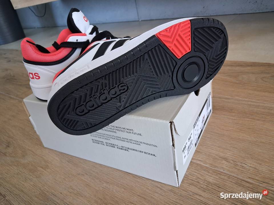 Buty Adidas chłopca Sadki sprzedam