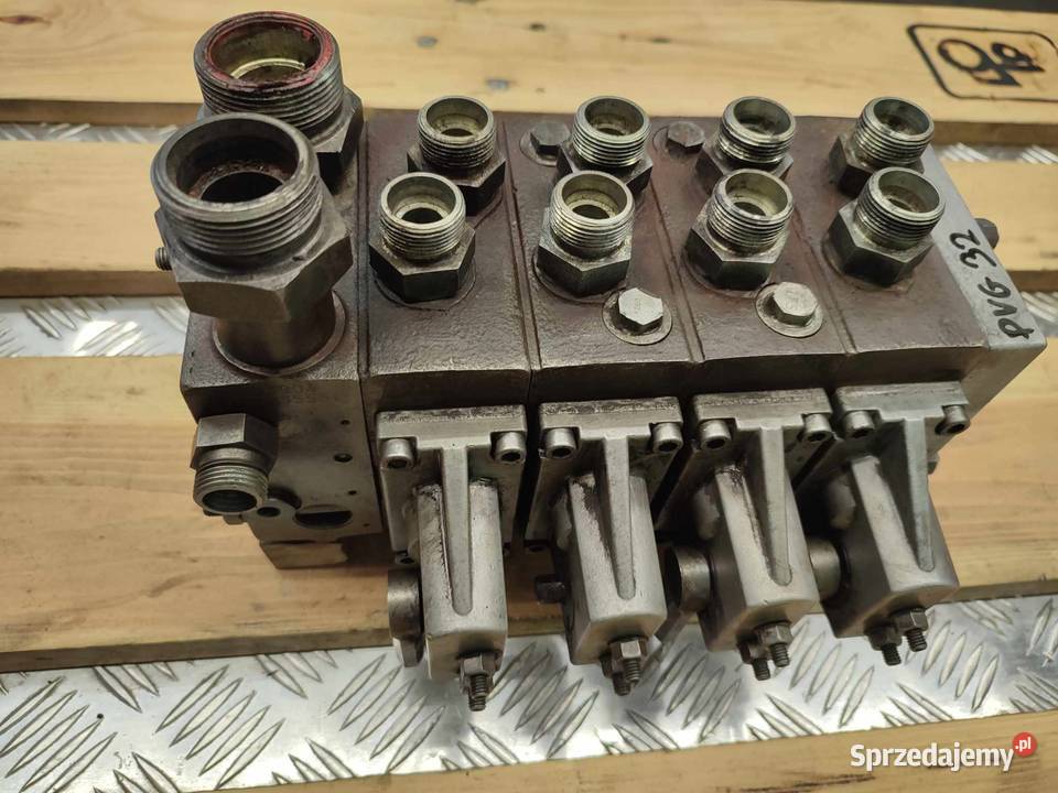 Rozdzielacz hydrauliczny PVG 32 Danfoss 157N7966 wielkopolskie Wilkowo sprzedam