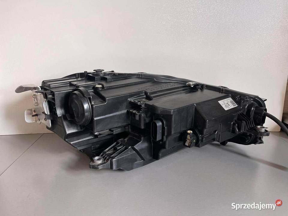 SKODA SUPERB IV CRYSTAL LIGHTING FULL LED LEWA wielkopolskie