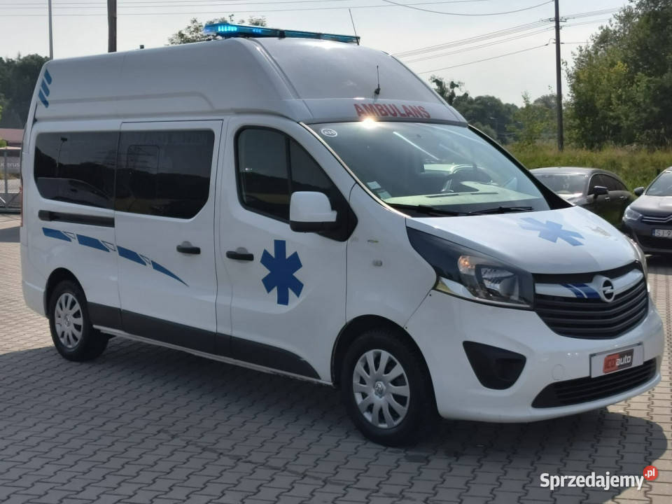 Opel Vivaro 16 cdti 145 ambulans karetka nosze Kęty