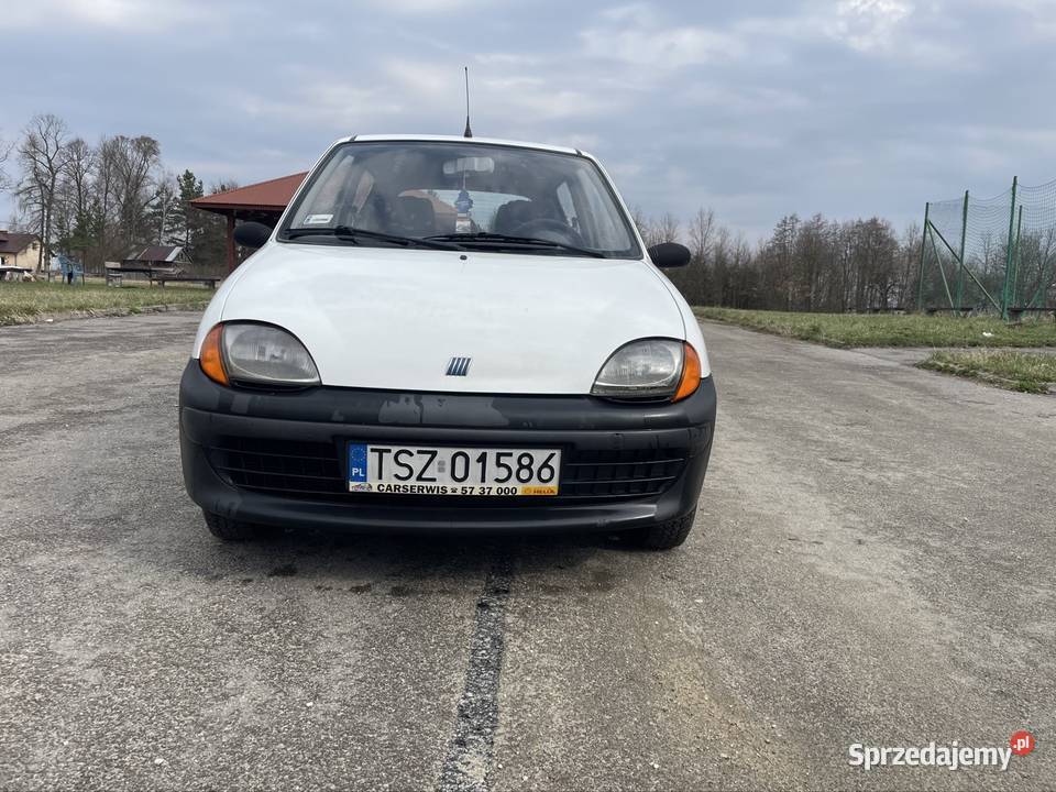 FIAT SEICENTO 11 benzyna 2000r świętokrzyskie Pacanów sprzedam