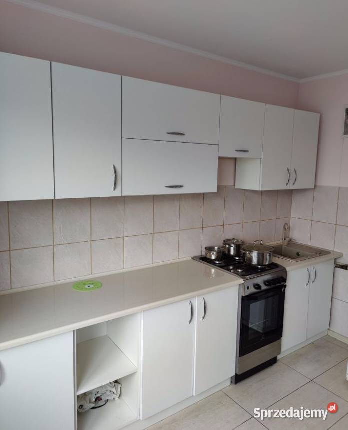 1pok 37met Łowickiej BALKONPIWNICA Legnica 37m2