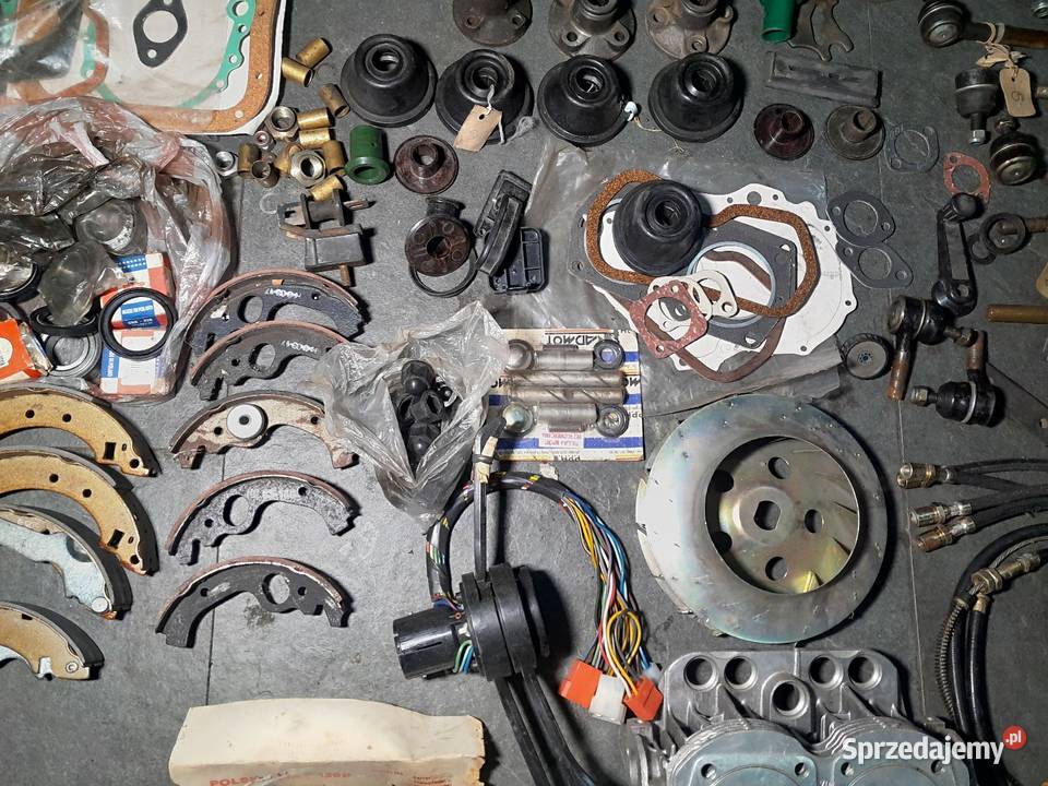 Fabrycznie nowe czesci fiat 126p głowica ciemna Tychów Nowy sprzedam