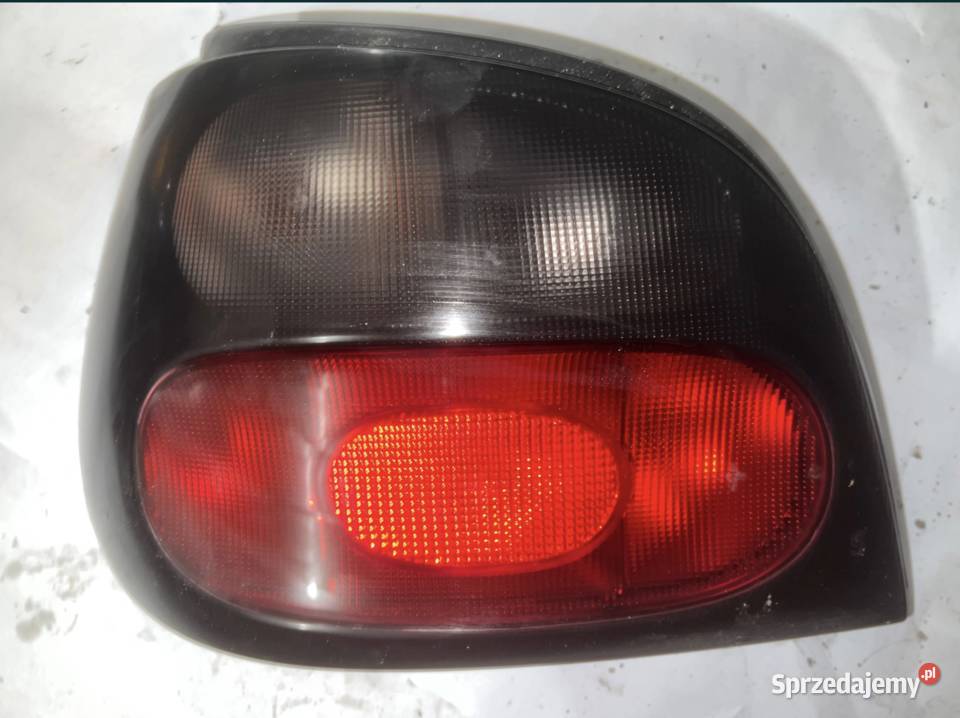 Lampa tył lewa Renault Megane 1 osobowe Ostrów Wielkopolski