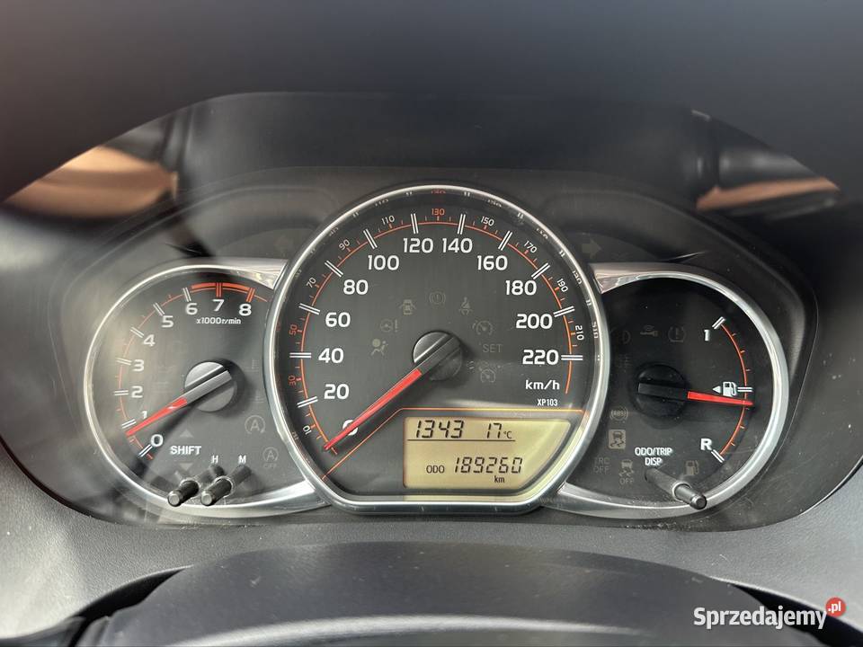 Toyota Yaris Style Red Pack 133 VVTi 2014 gniazdo USB Siedlce