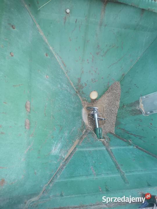 Rozsiewacz nawozu Amazone Rozsiewacze nawozów lubelskie Ryki