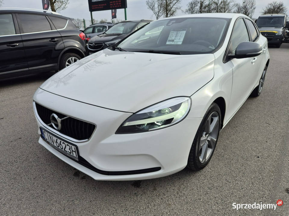 Volvo V40 20D 120 D2 II 2012 klimatyzacja Gniewkowo