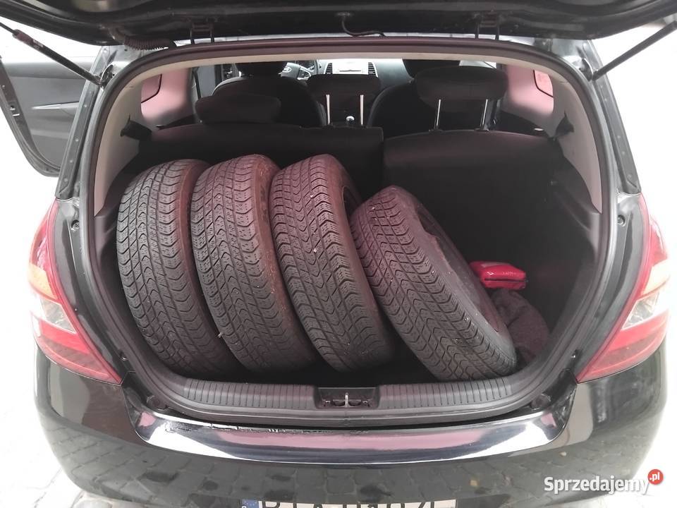Hyundai i20 2011r 12 GAZ klima 157000km Białystok sprzedam