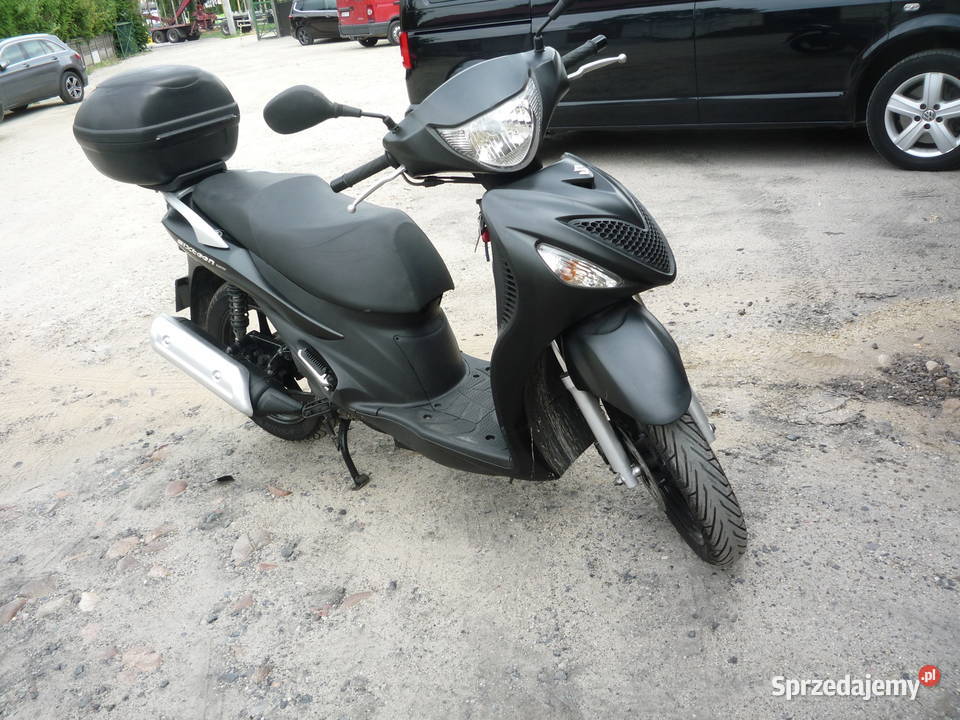 SUZUKI SIXTEEN 125 skuter