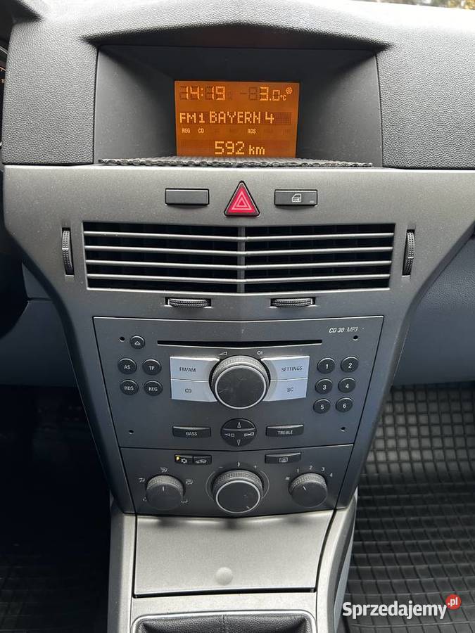 Opel Astra H 18 i Elegance Klimatyzacja manualna Ostrzeszów