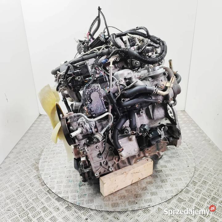Silnik Mitsubishi L 200 TRITON 24 DID 24 L 133