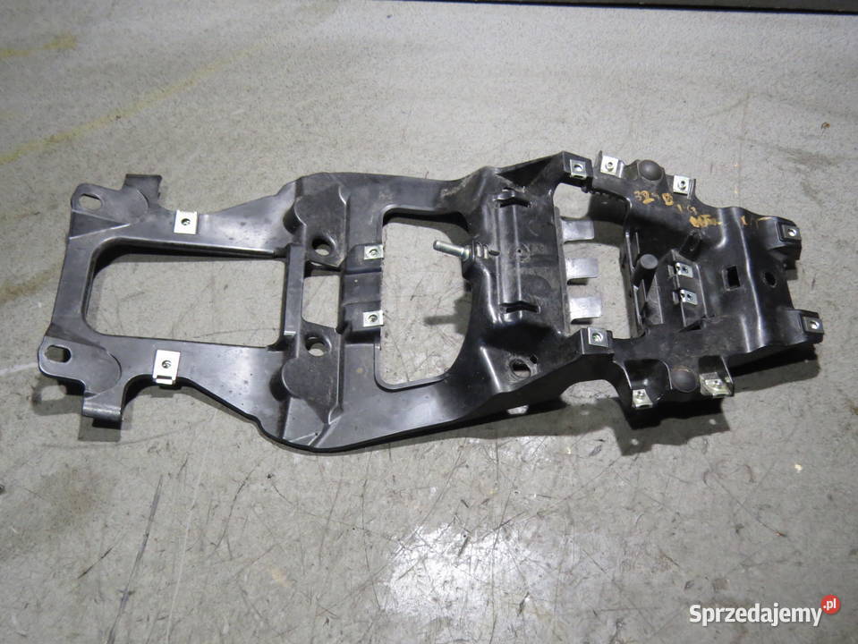 YAMAHA MT125 MT 125 STELAŻ SIEDZENIA MOCOWANIE Silniki i osprzęt Olsztyn