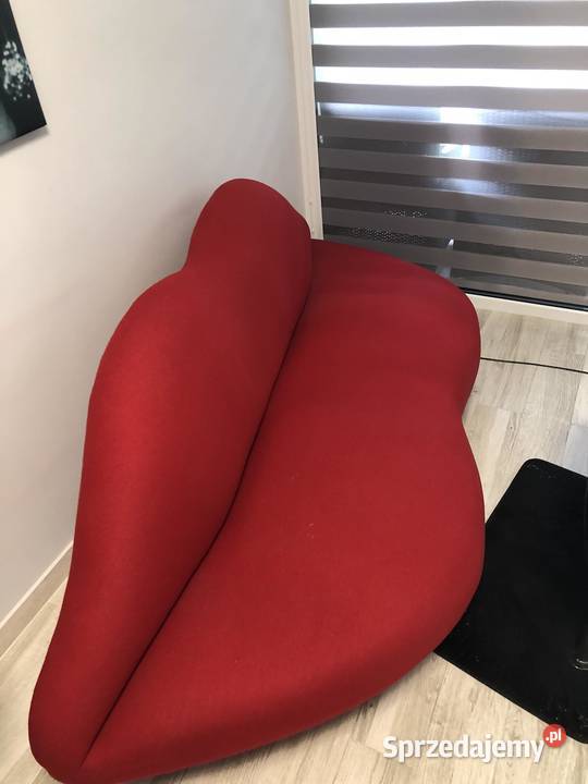 Sofa czerwona usta 196cm Łóżka, wersalki i sofy mazowieckie Warszawa