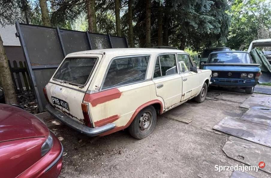Fiat 125p Kombi Czarne tablice 86r Płock