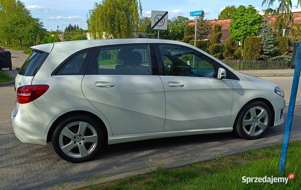 Mercedes B klasa lift B 180 CDI automat duży tempomat Lubin
