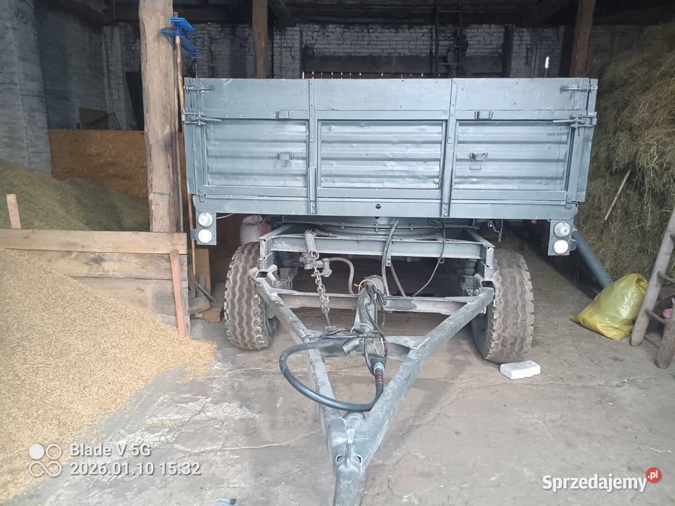 Przyczepa D47 nieuszkodzony świętokrzyskie Gościencin