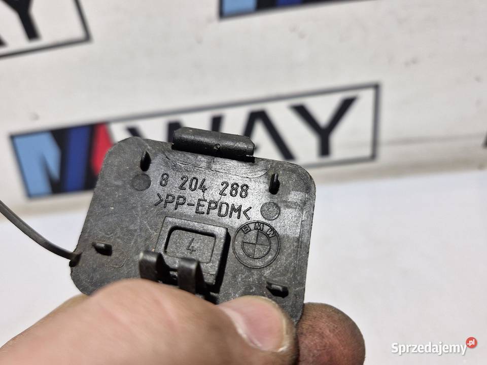 BMW E46 COUPE CABRIO ZAŚLEPKA HAKA ZDERZAKA TYŁ Części samochodowe dolnośląskie