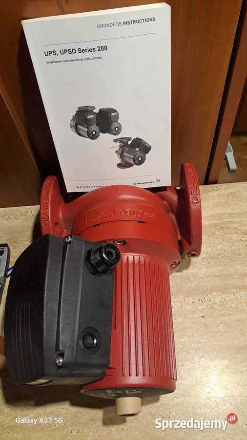 Sprzedam nową pompę obiegową Grundfos UPS 3230F