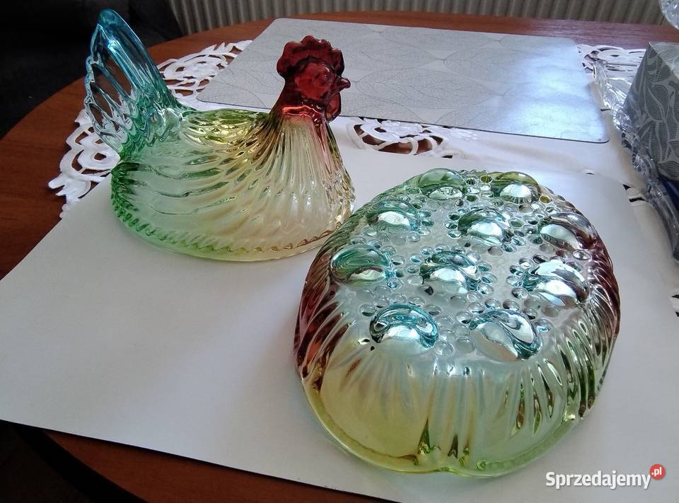 Kolorowa szklana kura Porcelana i szkło Żory