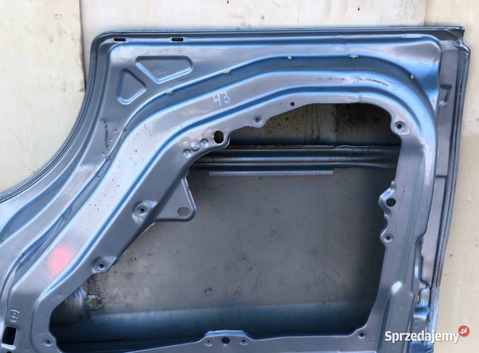 Drzwi prawy tyl Ford Fiesta VI MK6 0208 5D