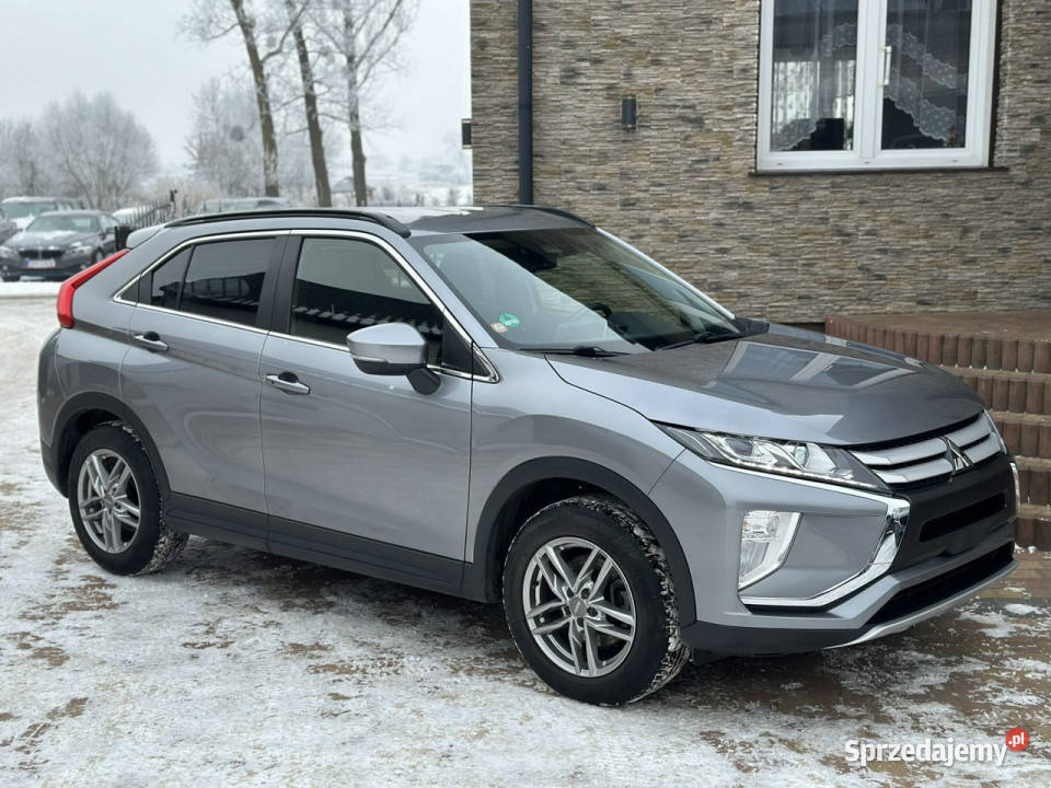 Mitsubishi Eclipse Cross Sadlno