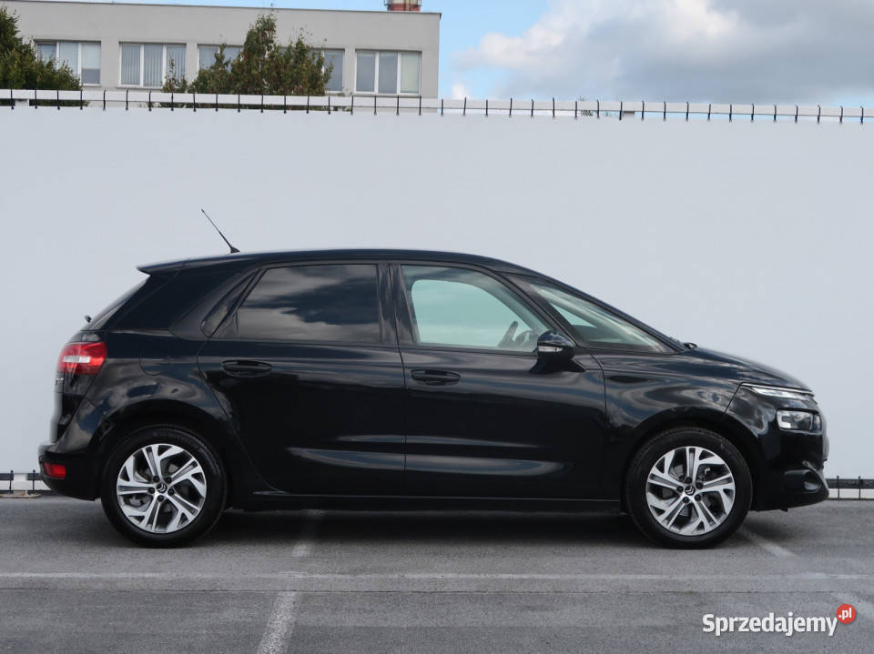 Citroen C4 Picasso 16 i Motoryzacja