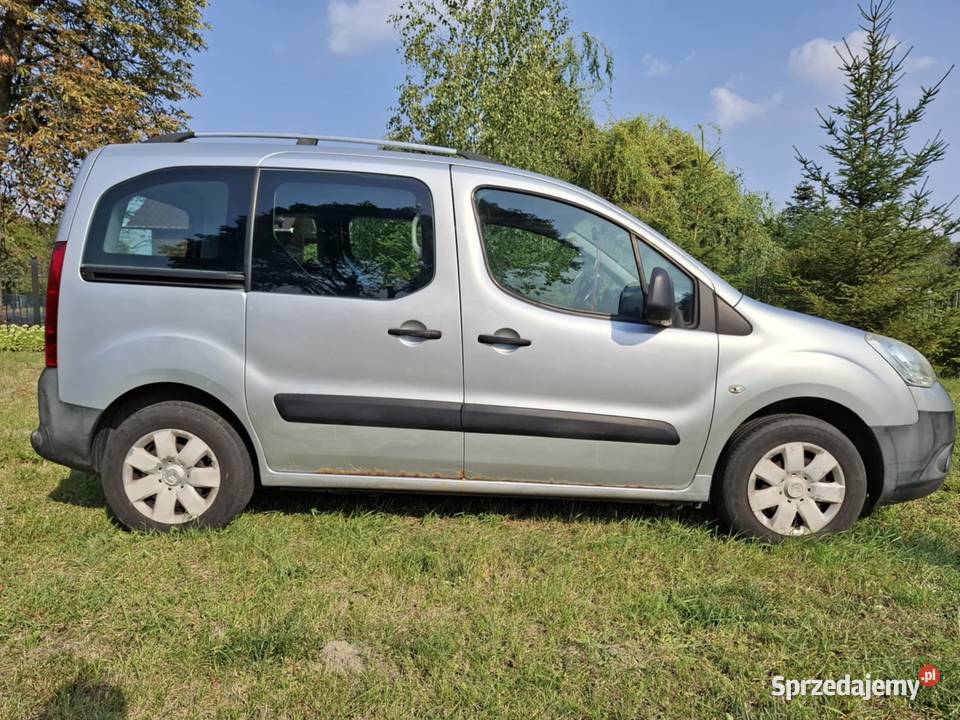 Citroen Berlingo II 16 bezwypadkowy ciężarowy 251569km Krasienin sprzedam