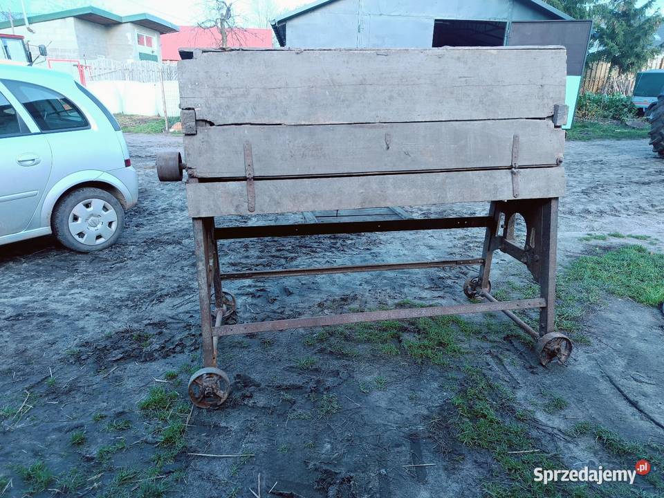 Zabytkowa młocarnia młockarnia szerokomlotna Zabiele