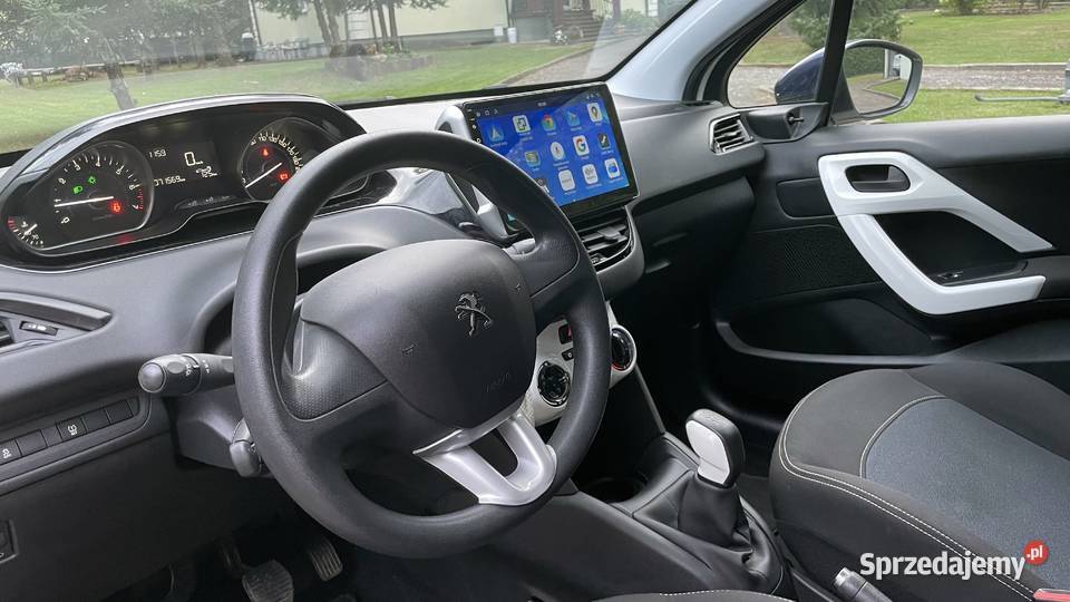 2018 Peugeot 208 12 benzyna alu 17 tablet niski Warszawa sprzedam