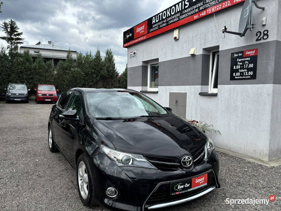 Toyota Auris II 2012 1598cm3 Janów Lubelski