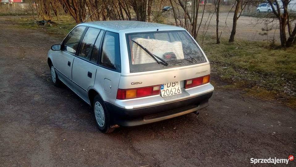 Chevrolet Geo Metro beżowy Wałbrzych