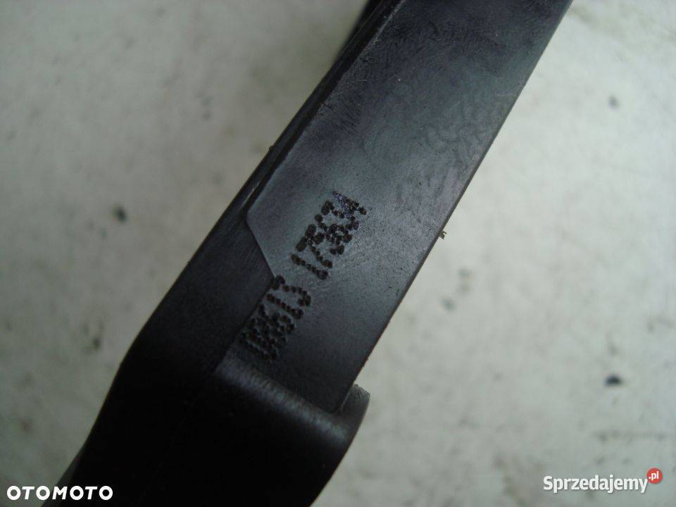 PODSTAWA FILTRA OLEJU TOYOTA 20D4D 1AD 92154 sprzedam