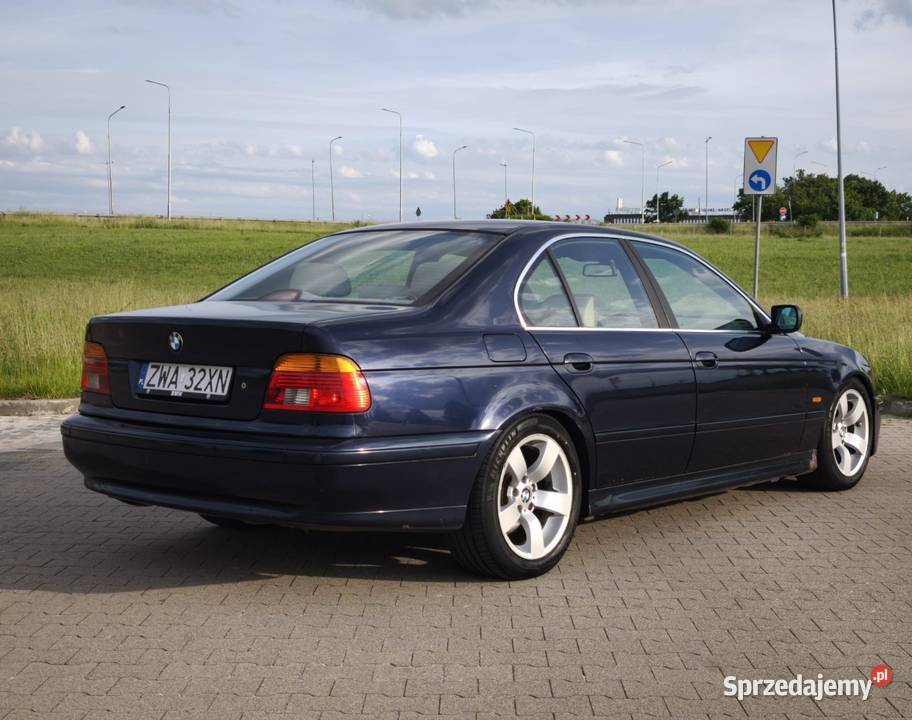 BMW E39 530iA 2001 30 LPG szyberdach