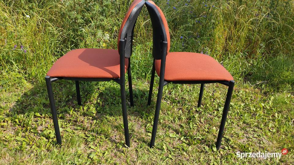 Krzesła tapicerowane INS Nowy Styl 40 sztukę 100 Lipno