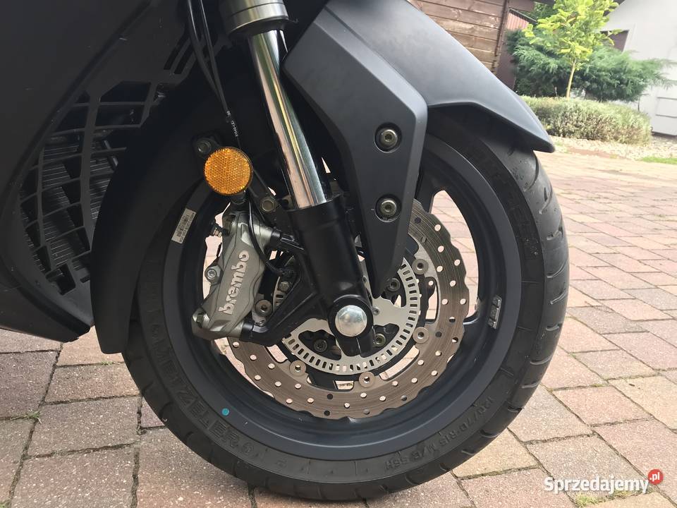 Kymco AK550 skuter nowy mały przebieg Rok produkcji 2017 Kymco Zagrody