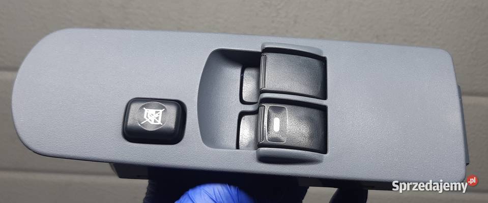PANEL SZYB LEWY PRZÓD MITSUBISHI COLT VI